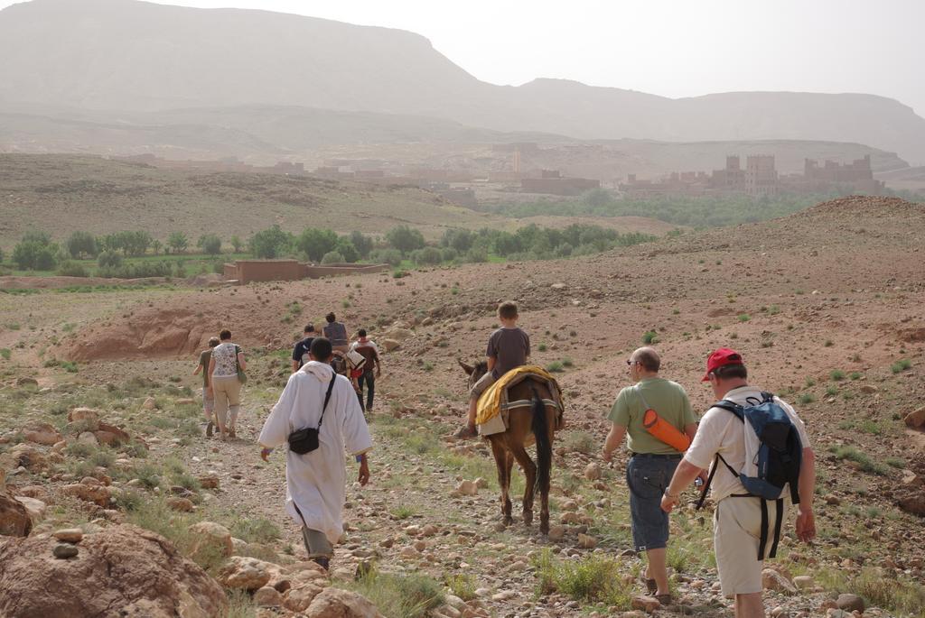Maison D'Hotes Nouflla Ait Ben Haddou Bagian luar foto