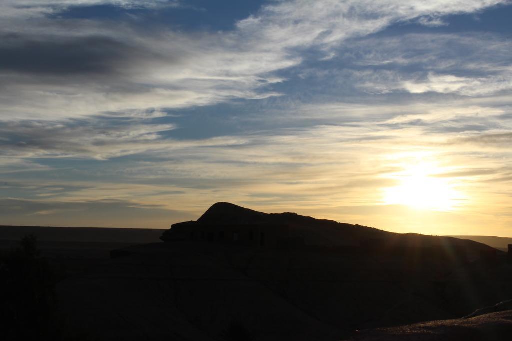 Maison D'Hotes Nouflla Ait Ben Haddou Bagian luar foto