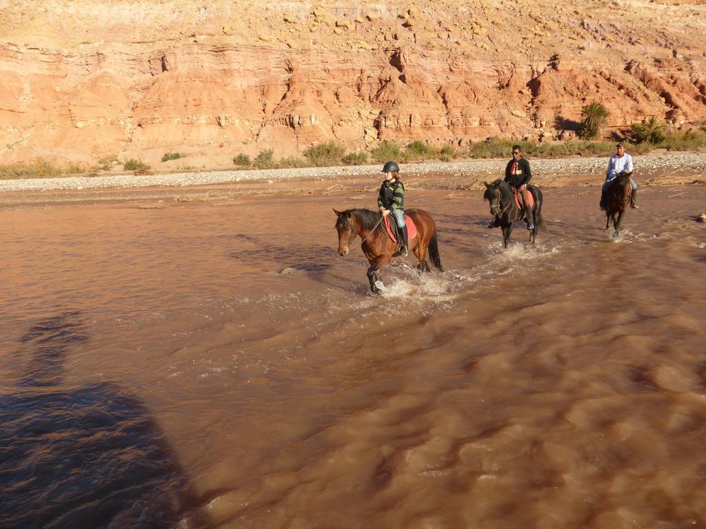 Maison D'Hotes Nouflla Ait Ben Haddou Bagian luar foto
